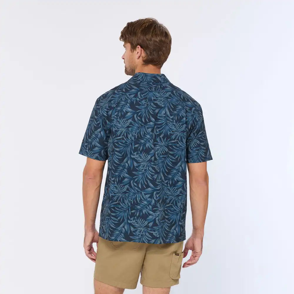 Men's Breezeshooter Camp Collar Untucked Shirt