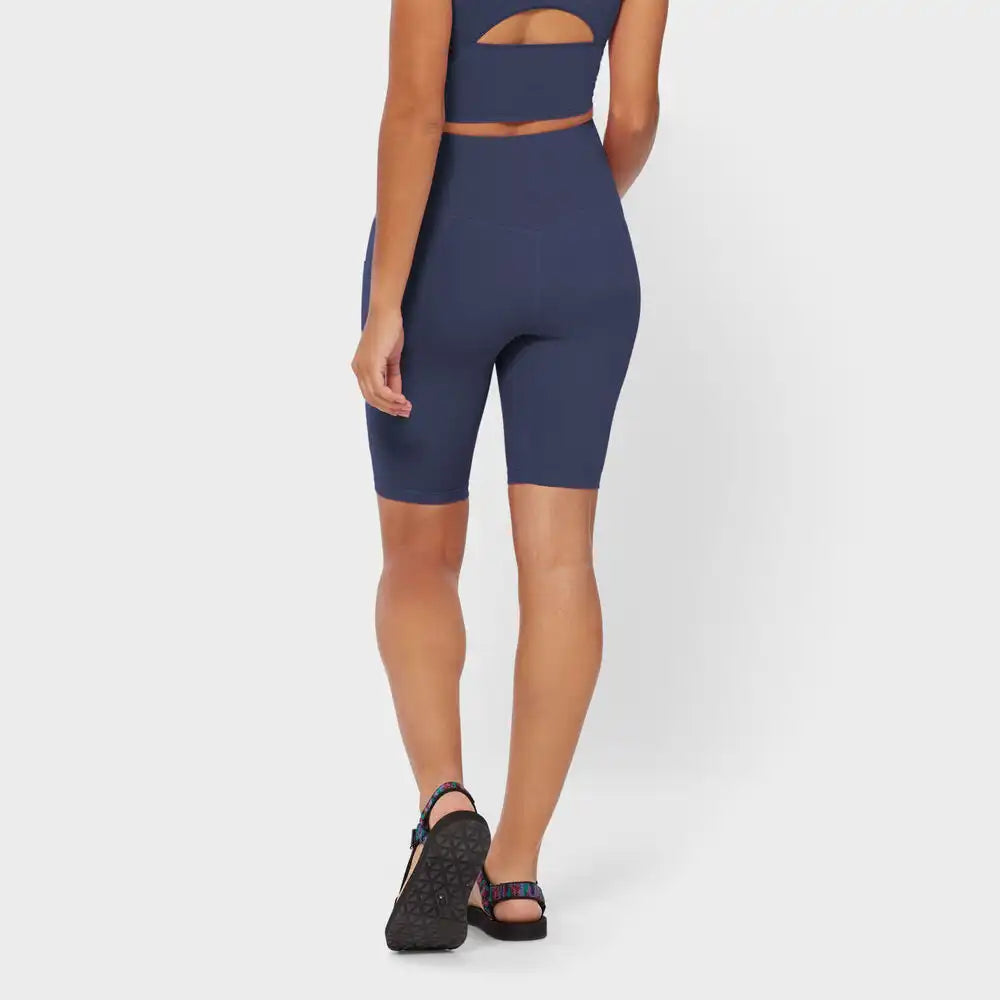 Women's AKHG Trail Tech 9" Shorts